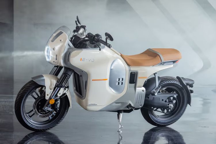 motor listrik, baterai 4,1 kWh, baterai 6,2 kWh, Honda E-Vo, Honda E-VO: Motor Listrik Cafe Racer Pertama di China