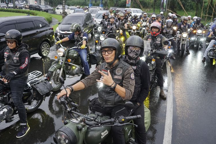 ulang tahun, Jember Fashion Carnaval, Royal Enfield, royal enfield, komunitas sepeda motor, Royal Riders Indonesia (Rori), Selebrasi Akbar Komunitas Pecinta Royal Enfield Rayakan Ulang Tahun