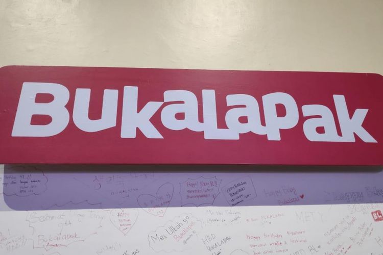 Meta, Bukalapak, Sonos, Intel, Google, intel, BukaLapak, meta, 8 Perusahaan Teknologi yang Lakukan PHK Massal di Tahun 2025, 1. Sonos, 2. Intel, 3. Google, 4. EA Sport, 6. Bukalapak, 8. Codemasters
