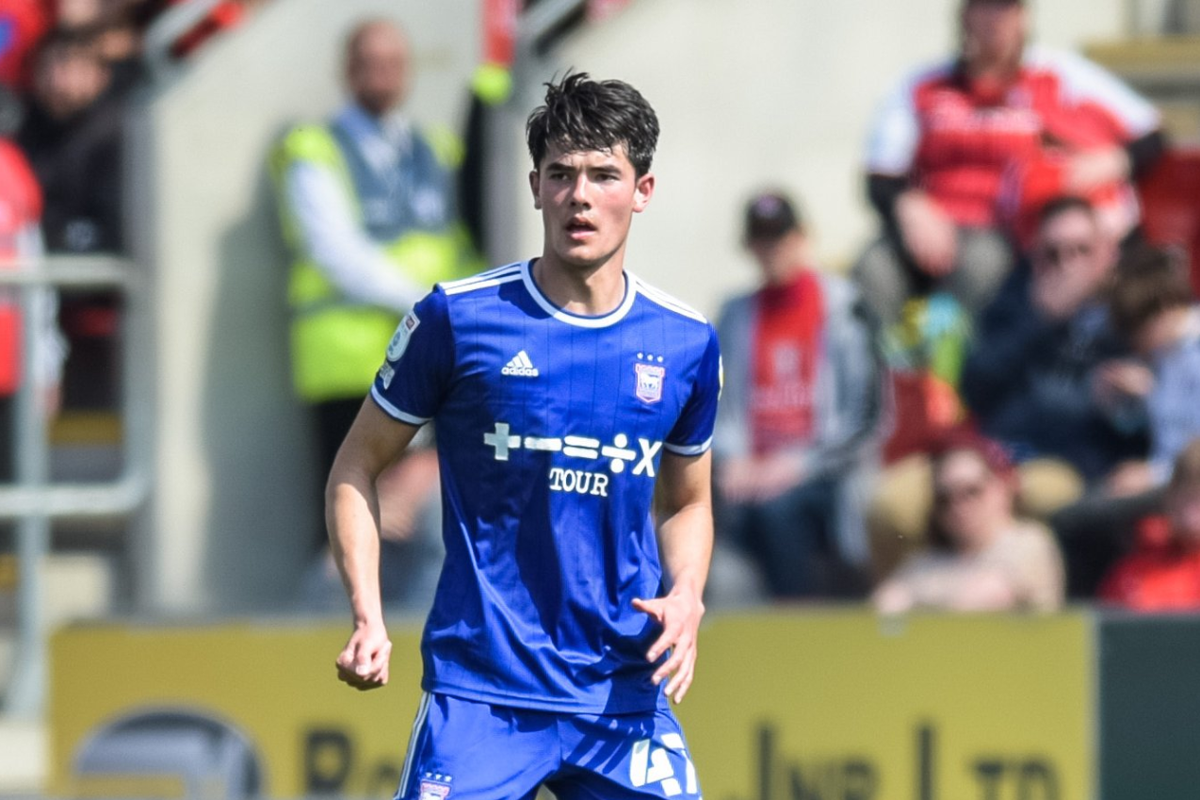 Elkan Baggott, Timnas Indonesia, Ipswich Town, John Herdman, pelatih baru timnas, Elkan Baggott Merumput Lagi di Ipswich Town, Momentum Jika Ingin Balik ke Timnas