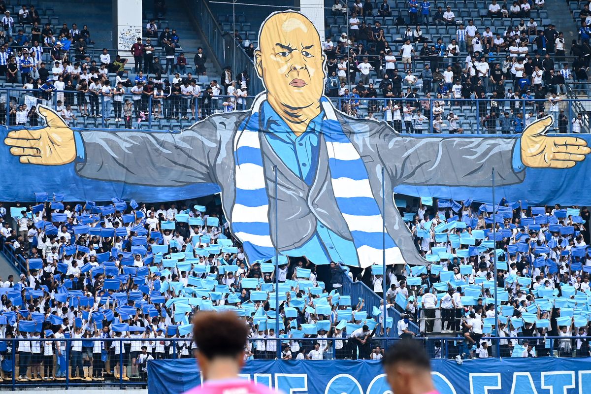 Persib, Bojan Hodak, Bobotoh, Super League 2025-2026, Viking Persib, Tobias Ginanjar, Persib Bandung, Igor Tolic, Respons Bobotoh Mendengar Bojan Hodak Selesai Jadi Pelatih Persib