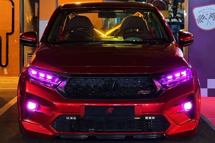 mobil kontes, Jakarta Selatan, modifikasi mobil, Honda WR-V, jakarta selatan, Modifikasi Honda WR-V 2023: Dari Harian Jadi Mobil Kontes Stand Static