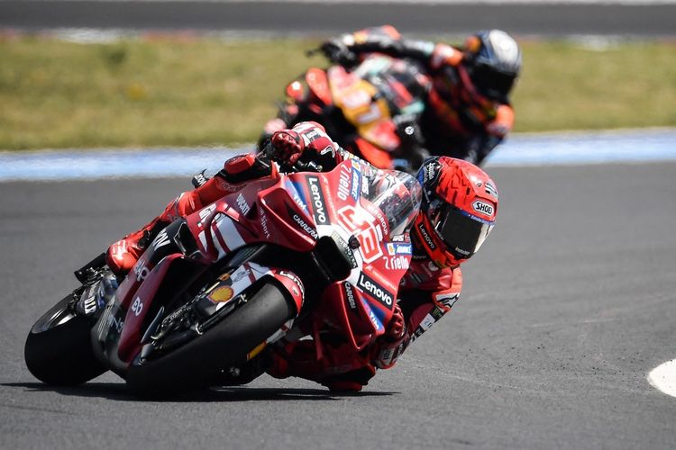 MotoGP, Marco Bezzecchi, Marc Marquez, Hasil Klasemen MotoGP 2026: Bezzecchi di Puncak, Marquez Posisi 5