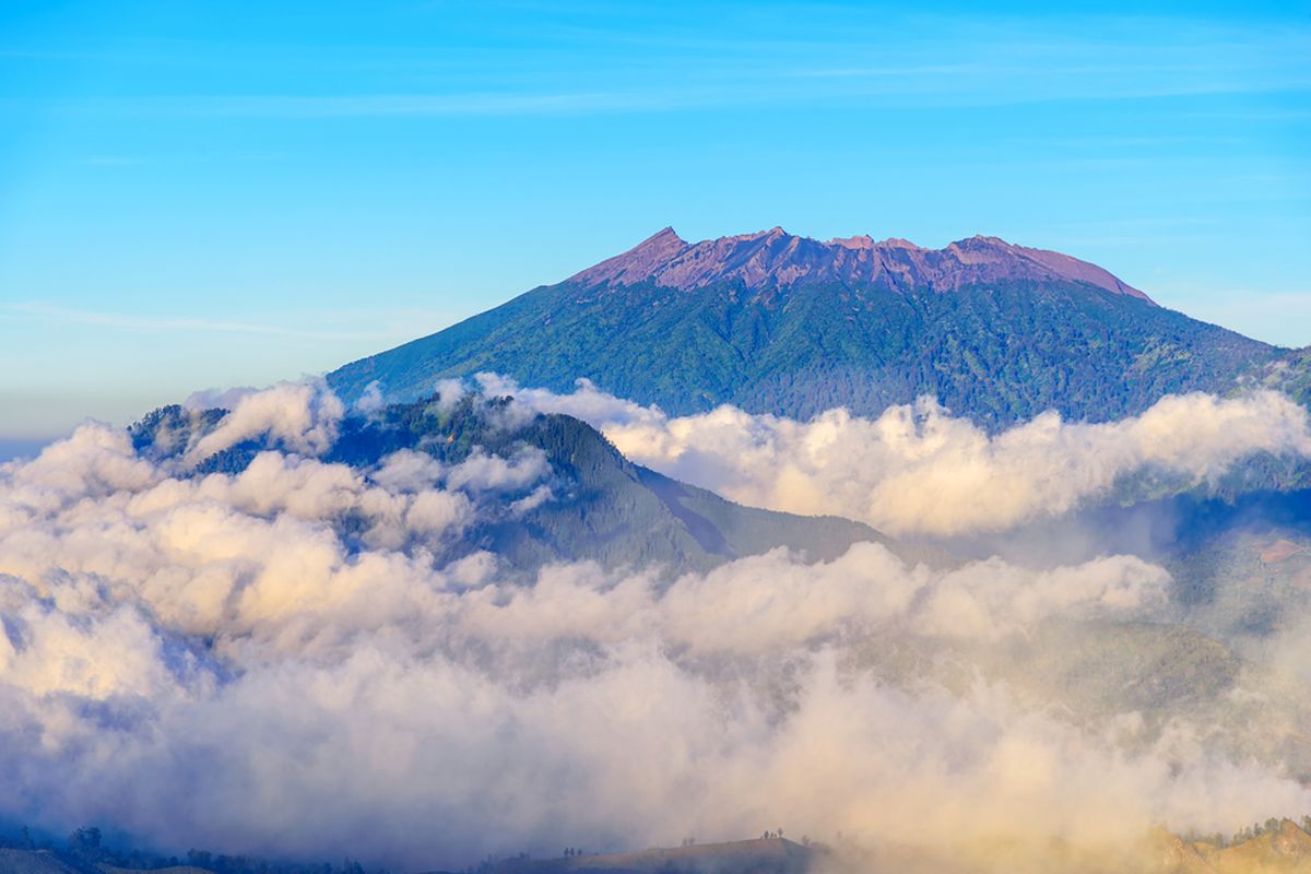 Gunung Raung, pendakian Gunung Raung, pendakian gunung raung, gunung raung erupsi, gunung raung, pendakian gunung raung tutup, Gunung Raung Erupsi Lagi, Aktivitas Pendakian Ditutup Mulai Hari Ini