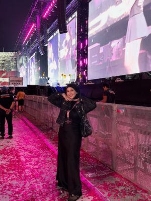 Ayu Ting Ting, Nagita Slavina, Syifa Hadju, BLACKPINK, Aaliyah Massaid, konser Blackpink, Enzy Storia, konser blackpink jakarta, konser blackpink 2025, Gaya 13 Seleb Menonton Konser BLACKPINK di Jakarta, Aurel Pakai Baju Arsy, 1. Syahnaz Sadiqah, 2. Aaliyah Massaid, 3. Nagita Slavina, 4. Kiky Saputri, 5. Enzy Storia, 6. Ayu Ting Ting, 7. Melody Laksani, 7. Hesti Purwadinata, 8. Aurel Hermansyah &amp; Arsy Hermansyah, 9. Kesha Ratuliu, 10. Syifa Hadju, 11. Ashanty, 12. Anang Hermansyah, 13. Beby Tsabina