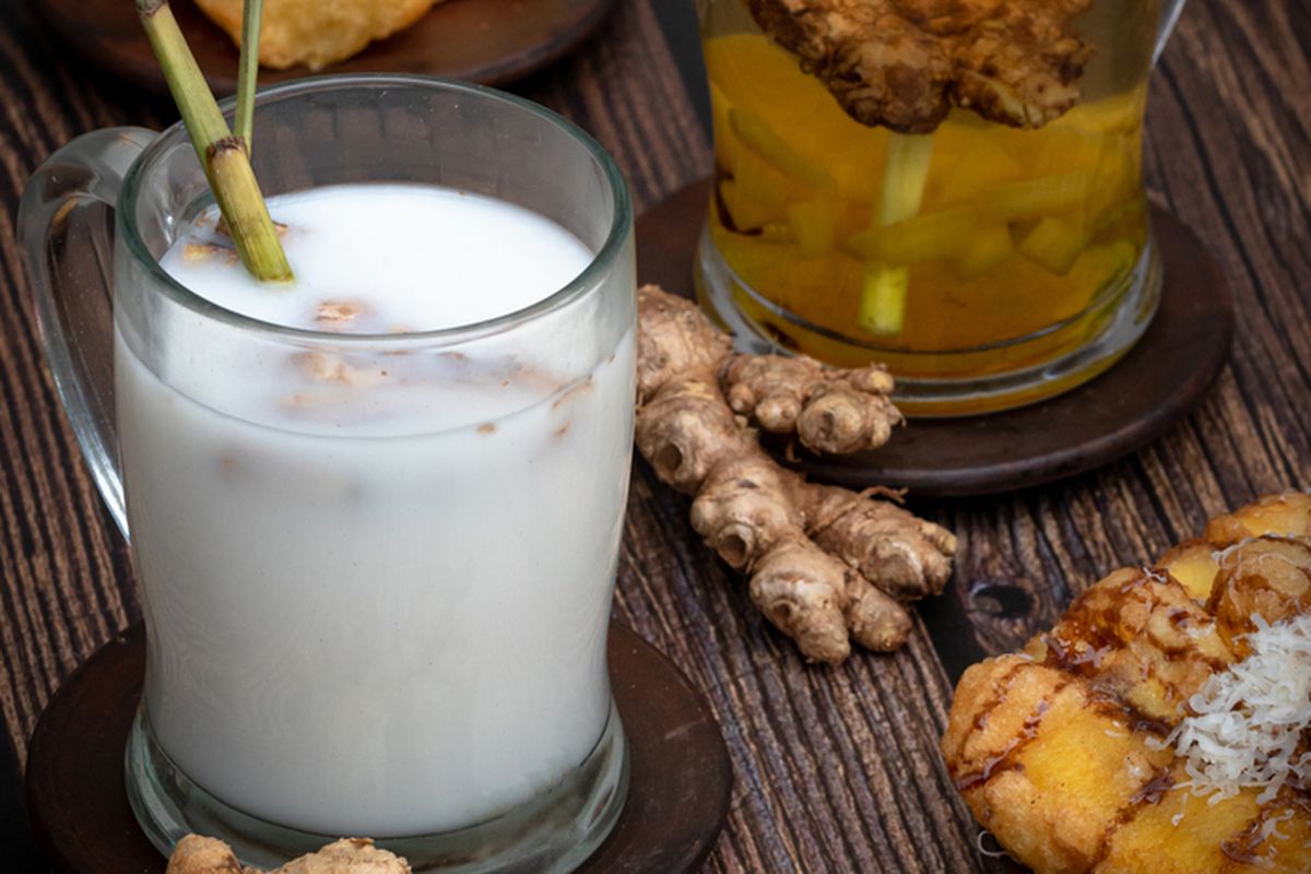 Resep wedang jahe, Resep wedang jahe susu, resep wedang jahe, resep wedang jahe susu, cara membuat wedang jahe susu angkringan, resep buat wedang susu jahe, resep wedang jahe susu enak dan segar, bagaimana cara membuat wedang jahe susu, Resep Wedang Jahe Susu Enak dan Segar, Pakai Gula Merah
