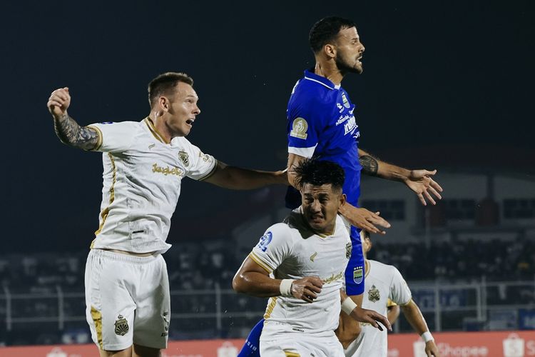 Bhayangkara FC, Marc Klok, Sumardji, Marc Klok Bantah Tuduhan Rasisme Bhayangkara FC, Tuntut Permintaan Maaf