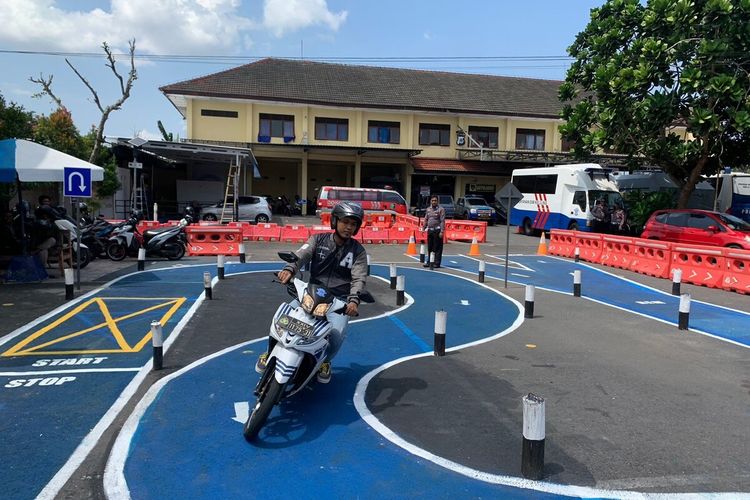 perpanjangan SIM, masa berlaku SIM, SIM Habis Libur Natal? Perpanjang 27 Des - 3 Jan 2026