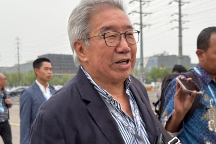 mobil listrik, kendaraan listrik, Aturan Baru Pajak EV Disorot, Pakar Minta Kejelasan Pemerintah