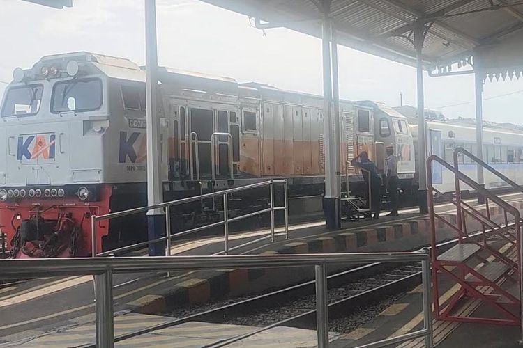 banjir, 7 Kereta Api Batal Berangkat 21 Januari 2026 Akibat Banjir, Apa Saja?
