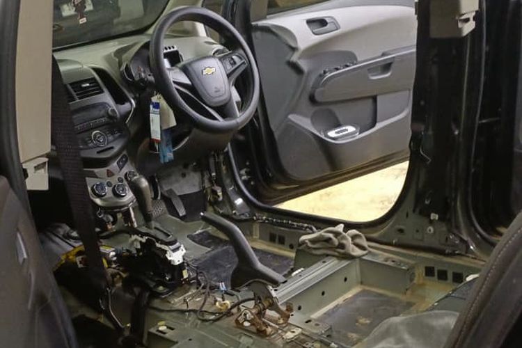 karpet, karpet mobil, Begini Cara Merawat Karpet Mobil, Vakum Saja atau Harus Bongkar?