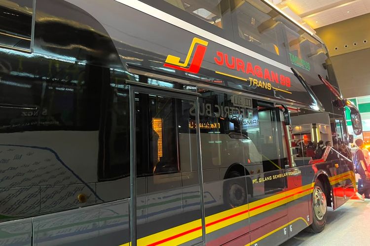 Juragan99 Trans, Karoseri Laksana, Juragan99 Trans Rilis Bus Bioskop Berjalan di Busworld 2026