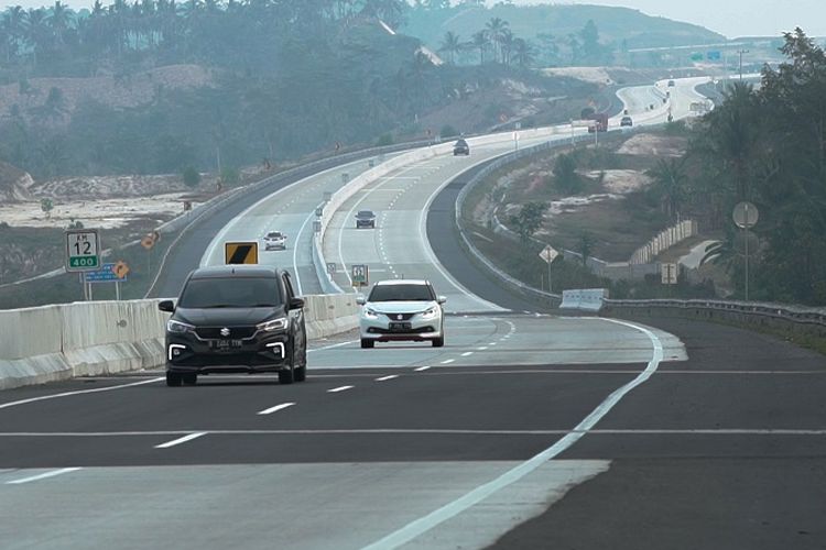 tarif tol, otomotif, Tol Trans Sumatera, Natal dan tahun baru, kendaraan bermotor, Nataru, Tol Bakauheni - Terbanggi Besar, Ada Penyesuaian Tarif Tol Trans Sumatera  Jelang Nataru 2025