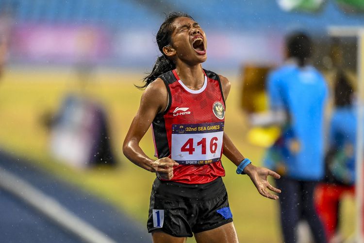 maraton putri, SEA Games 2025, kontingen Indonesia, klasemen medali SEA Games, Tercepat di Maraton Putri SEA Games 2025, Odekta Elvina Cetak Hattrick Emas