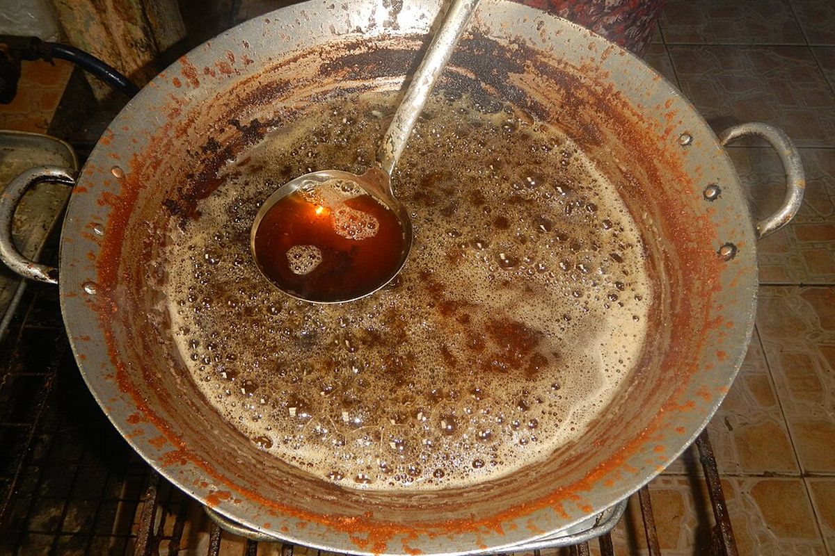 Makan Bergizi Gratis, minyak jelantah, bioavtur, Badan Gizi Nasional, Dadan Hindayana, Minyak Jelantah, Bioavtur, bahan bakar pesawat, Bahan Bakar Penerbangan, Minyak Jelantah MBG Bernilai Rp 7.000 per Liter, Bisa Disulap Jadi Bahan Bakar Pesawat
