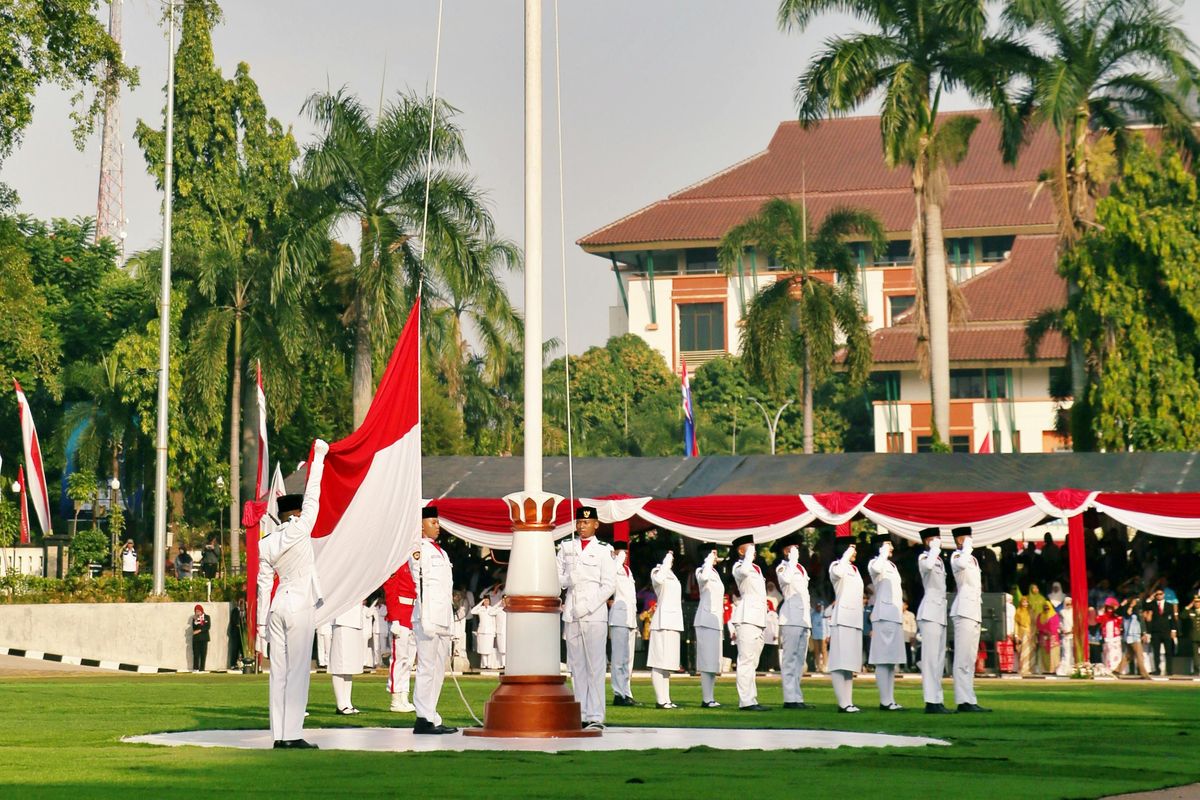 Hari Pahlawan, Pancasila, Pembukaan UUD 1945, upacara Hari Pahlawan, Hari Pahlawan 2025, pembukaan UUD 1945, upacara hari pahlawan, pembukaan UUD 1945 alinea ketiga, hari pahlawan, upacara hari pahlawan 2025, Teks Pancasila dan Pembukaan UUD 1945 untuk Dibaca saat Upacara Hari Pahlawan 2025, Teks Pancasila untuk Dibaca pada Upacara Hari Pahlawan 2025, Teks Pembukaan UUD 1945 untuk Dibaca pada Upacara Hari Pahlawan 2025, Tema Nasional Hari Pahlawan 2025, Download Panduan Hari Pahlawan 2025