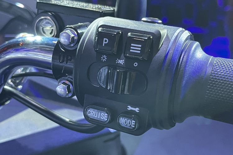 Polytron, Polytron Fox 350, Fox 350, Polytron Fox R, motor listrik Polytron, Spesifikasi Polytron Fox 350, Lebih Canggih dari Fox-R
