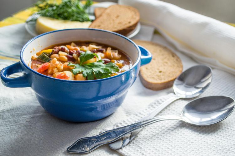 makanan berkuah untuk sahur, cara simpan sop, cara simpan makanan berkuah, cara menyimpan makanan berkuah agar tidak basi, cara menyimpan sop di kulkas, cara menyimpan makanan berkuah untuk sahur, 3 Tips Menyimpan Makanan Berkuah untuk Sahur