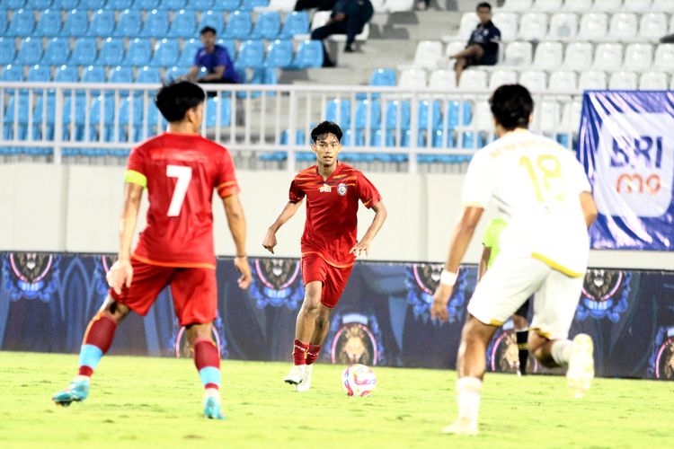 timnas U17 Indonesia, Evandra Florasta, Arema, Stadion Kanjuruhan, Arema FC, timnas u17 Indonesia, Piala Dunia U17, Evandra Florasta Nikmati Pengalaman Pertama Bermain di Stadion Kanjuruhan