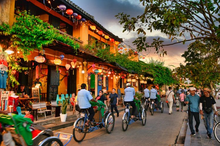 Hanoi, Vietnam, pejalan kaki, Kuala Lumpur, Malaysia, kota paling ramah pejalan kaki, 5 Kota di Asia Tenggara yang Ramah Pejalan Kaki, Ada dari Indonesia?, Hanoi, Vietnam, Ho Chi Minh City, Vietnam, Kuala Lumpur, Malaysia, Hoi An, Vietnam, Singapura