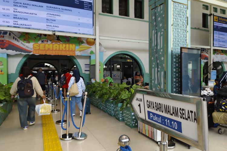 Stasiun Pasar Senen, naik kereta jarak jauh dari stasiun pasar senen, berangkat dari stasiun pasar senen, Naik Kereta Jarak Jauh dari Stasiun Pasar Senen? Begini Alurnya