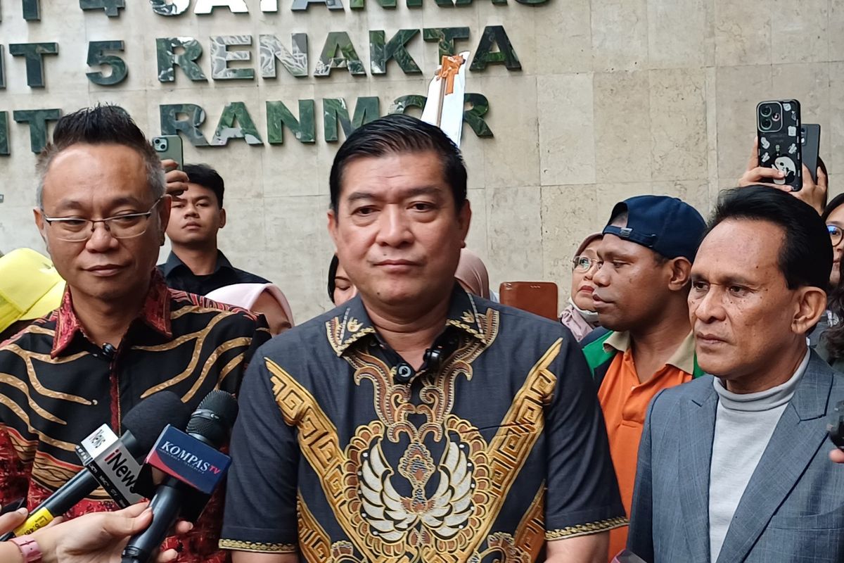 Jusuf Kalla, pencemaran nama baik, Silfester Matutina, silfester matutina jusuf kalla, Kasus fitnah JK, Vonis Silfester, silfester matutina jusuf kalla kasus, Kata-kata Silfester Matutina yang Bikin Jusuf Kalla Murka, Berujung Vonis Penjara 1,5 Tahun