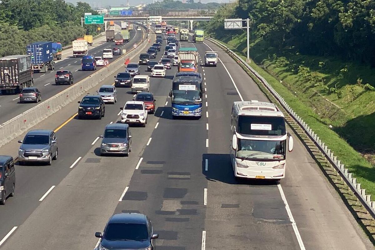 jalan tol, mudik, nomor darurat, Nomor Telepon Penting Saat Darurat di Jalan Tol yang Perlu Dicatat Pemudik