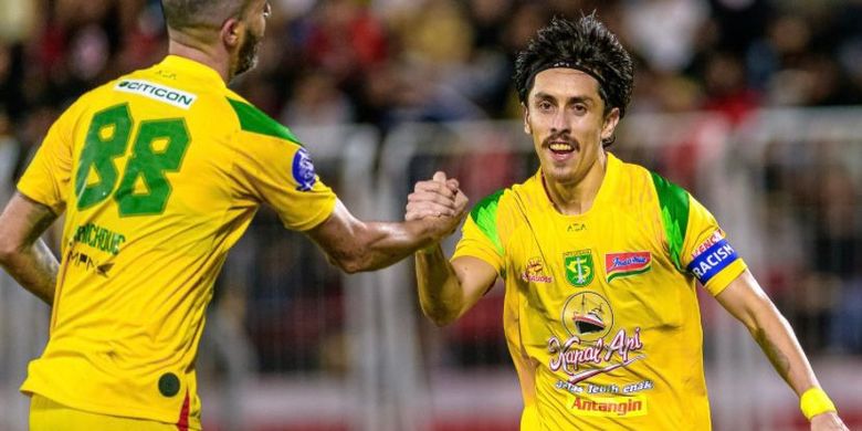 Super League, Semen Padang, Persebaya Surabaya, Persebaya, Francisco Rivera, Bruno Moreira, Bruno Paraiba, Semen Padang vs Persebaya, Hasil Semen Padang Vs Persebaya 0-7: Pesta Gol Bajul Ijo, Bruno Paraiba Cetak Tiga Gol
