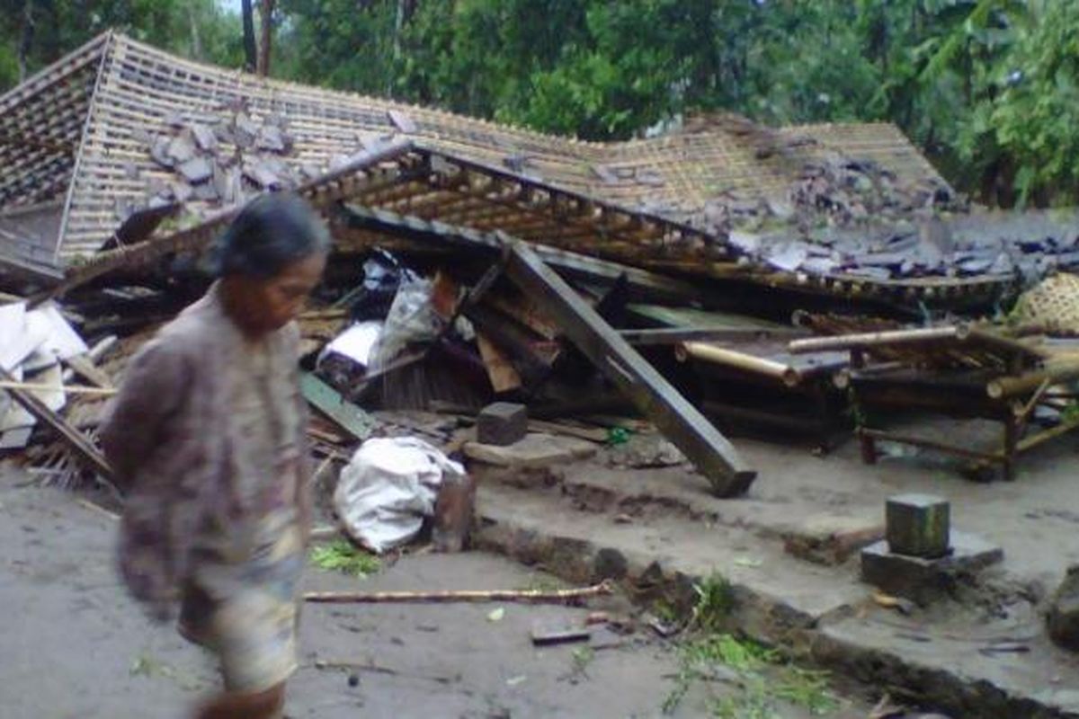 Angin puting beliung Serdang Bedagai 2025, Rumah rusak akibat puting beliung di Sergai, Bencana angin kencang Sumatera Utara, Jumlah korban puting beliung Serdang Bedagai, BPBD Serdang Bedagai update bencana, Dampak puting beliung di Teluk Mengkudu, 146 Rumah Rusak Diterjang Angin Puting Beliung di Serdang Bedagai, Rincian kerusakan rumah, Pemkab Sergai turun ke lokasi, Warga alami kerugian akibat Puting Beliung, BPBD masih lakukan pendataan