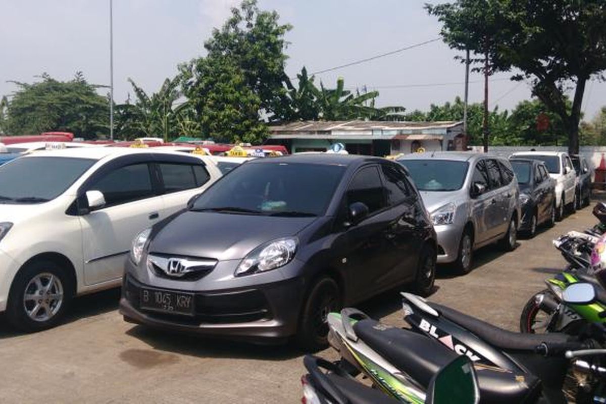 ojek online, kerusakan, dinamo starter, Dinamo starter mobil, kerusakan dinamo starter mobil, Mobil Taksi Online Rawan Mengalami Kerusakan Dinamo Starter
