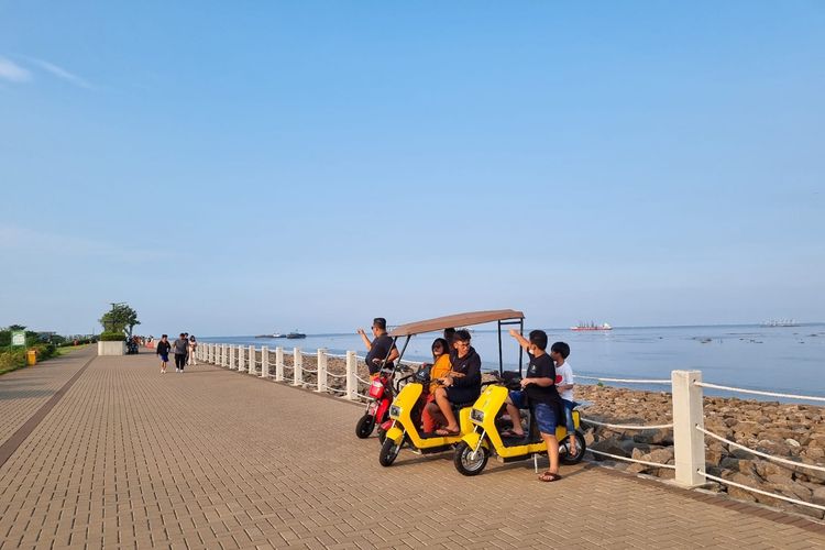 Transjabodetabek T31, tempat wisata di PIK 2, tempat wisata di PIK, Wisata PIK 2, Tempat wisata di PIK 2, wisata pik 2, tempat wisata pik 2, tempat wisata PIK, tempat wisata yang dilewati Transjabodetabek T31, rute t31 transjakarta, halte transjakarta T31, tarif transjakarta T31, 5 Tempat Wisata di PIK 2 yang Dilewati Transjabodetabek Blok M-PIK 2, 1. Pantai Pasir Putih PIK 2, 2. La Riviera, 3. San Antonio, 4. Aloha Pasir Putih, 5. Pantai Maju