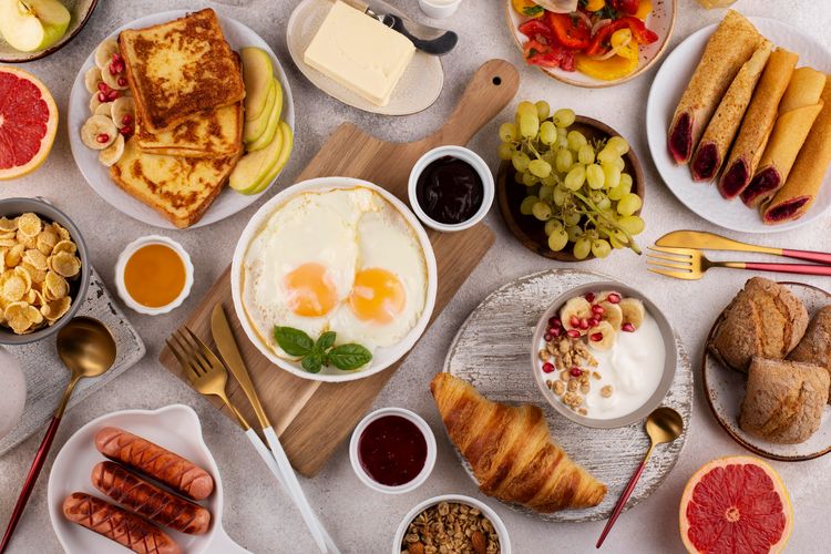 sarapan, menu sarapan, 15 Makanan Ini Malah Bikin Cepat Lapar Jika Dimakan Saat Sarapan, Ada Sereal hingga Kopi Kekinian