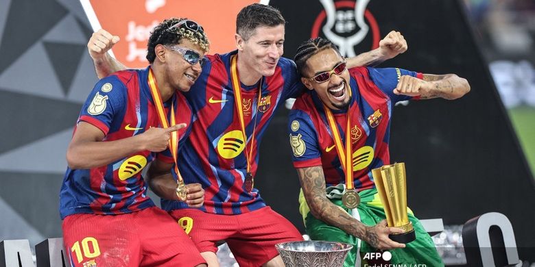 Liga Spanyol, Robert Lewandowski, LaLiga, Bursa Transfer, Chicago Fire, AC Milan, Barcelona, Masa Depan di Barcelona Masih Abu-abu, Robert Lewandowski Pilih Bersabar