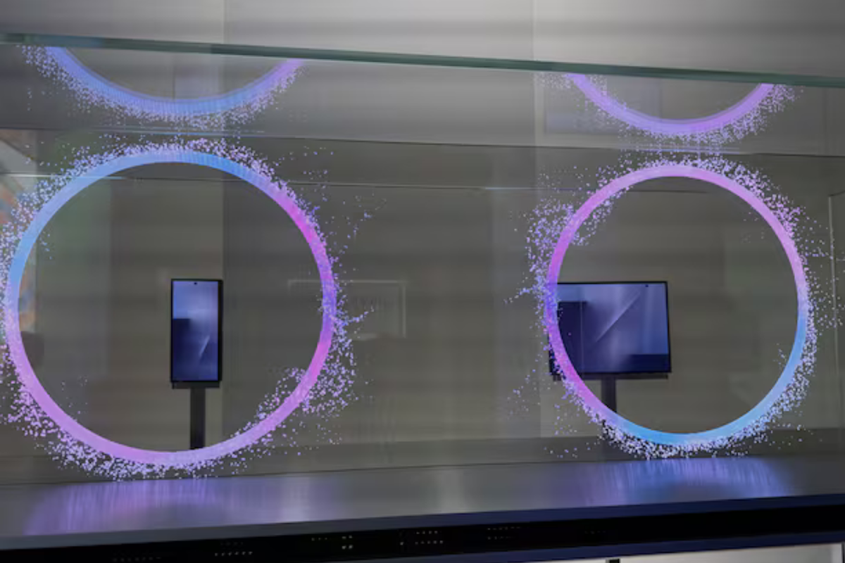 Samsung, HP lipat tiga Samsung, galaxy tri fold phone, tampilan HP lipat tiga Samsung, Wujud Ponsel Lipat Tiga Samsung Muncul Dalam Video Pendek