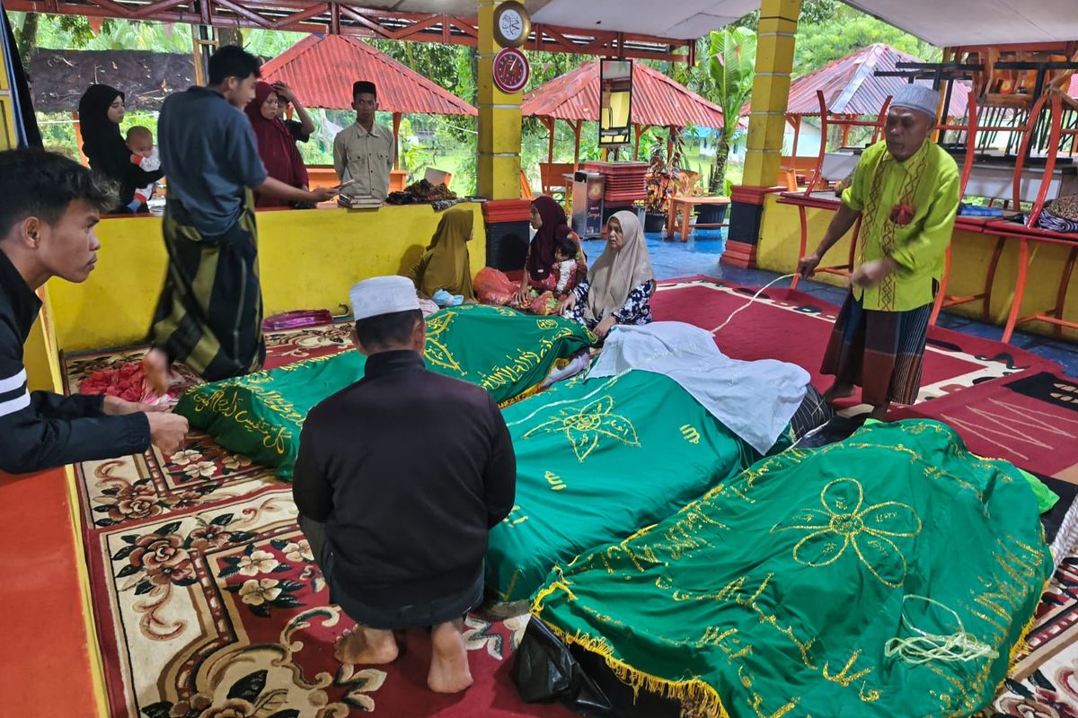 Tapanuli Selatan, tapanuli, Banjir Tapanuli, Banjir Tapanuli Selatan, Sumatera Utara, Desa Masih Rawan Banjir Bandang, Keluarga di Tapanuli Bingung Tentukan Tempat Pemakaman Korban