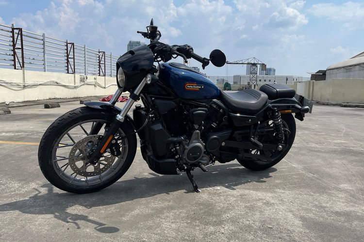 teknologi keamanan, Harley-Davidson, key fob, alarm sensor gerak, Rahasia Keamanan Harley-Davidson: Key Fob dan Alarm Gerak, Sistem Keyless Fob Mulai Jadi Standar, Pengalaman Menyalakan Motor Mirip Mobil, Model Lama Masih Konvensional, Alarm Gerak dan Kunci Ganda , Kesimpulan: Keamanan Tetap Bergantung pada Pengguna