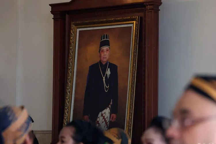 Keraton Kasunanan Surakarta, pemakaman Pakubuwono XIII, kereta jenazah, Kirab Jenazah Raja PB XIII, Kereta Peninggalan PB VII Kembali Digunakan dalam Prosesi Pemakaman Raja Kasunanan Surakarta