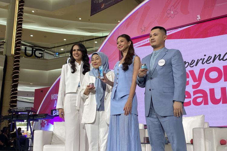 Cara Menjaga Kulit agar Tidak Kering dan Kusam, cara menjaga kulit agar tidak kering dan kusam, basic skincare, Basic skincare, kulit kusam, kulit kering, cara menjaga kulit wajah, cara menjaga kulit agar tidak kering, cara menjaga kulit agar tidak kusam, cara menjaga kulit agar tetap sehat, 5 Cara Menjaga Kulit agar Tidak Kering dan Kusam, 1. Miliki basic skincare yang kuat, 2. Tidak mudah stres, 3. Minum air putih, 4. Rutin berolahraga, 5. Selalu pakai sunscreen