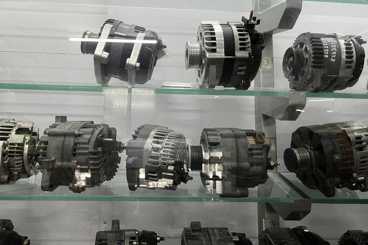 mobil, alternator, kebiasaan, aksesori, Perawatan, Kebiasaan yang Membuat Alternator Mobil Cepat Rusak
