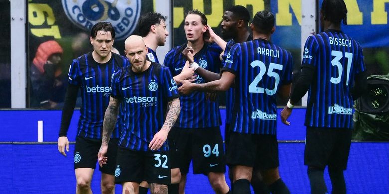 Gianluca Manganiello, Inter Milan, Serie A, AC Milan, Cristian Chivu, Inter, Kamaldeen Sulemana, Denzel Dumfries, Davide Frattesi, Giorgio Scalvini, Andrea Stramaccioni, Laga Inter Vs Atalanta Diwarnai Kotroversi Wasit, Nerazzurri Lakukan Aksi Tutup Mulut