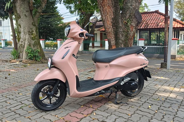 skutik retro, Suzuki Access 125, fitur, Yamaha Grand Filano, Adu Fitur Skutik Retro, Suzuki Access 125 Lawan Yamaha Grand Filano