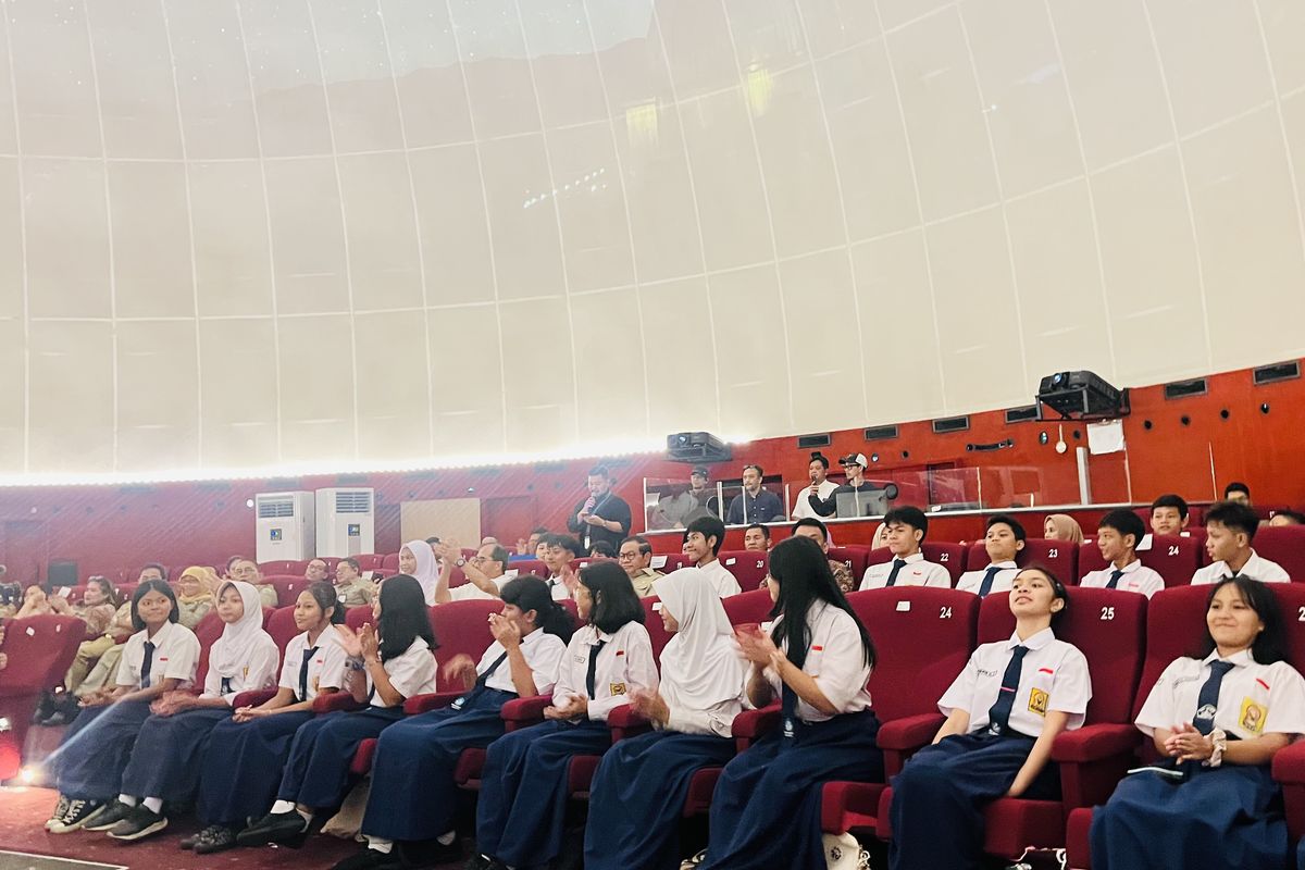 Planetarium Gelar Piknik Malam Gratis Besok untuk Lihat Bulan dan Jupiter, Ini Cara Ikutnya, Lokasi dan jam acara, Cara dapat tiket, Syarat dan ketentuan umum, Syarat dan ketentuan pertunjukkan Planetarium Mini, Syarat dan ketentuan talkshow, pengamatan, dan pameran