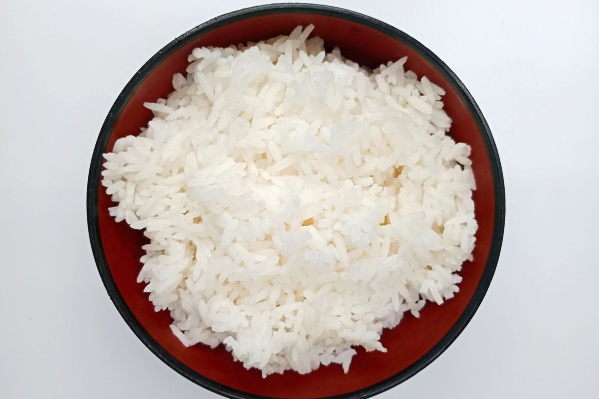 nasi sisa, nasi, Cara Simpan Nasi Sisa Agar Tetap Pulen dan Tidak Keras Besok Hari
