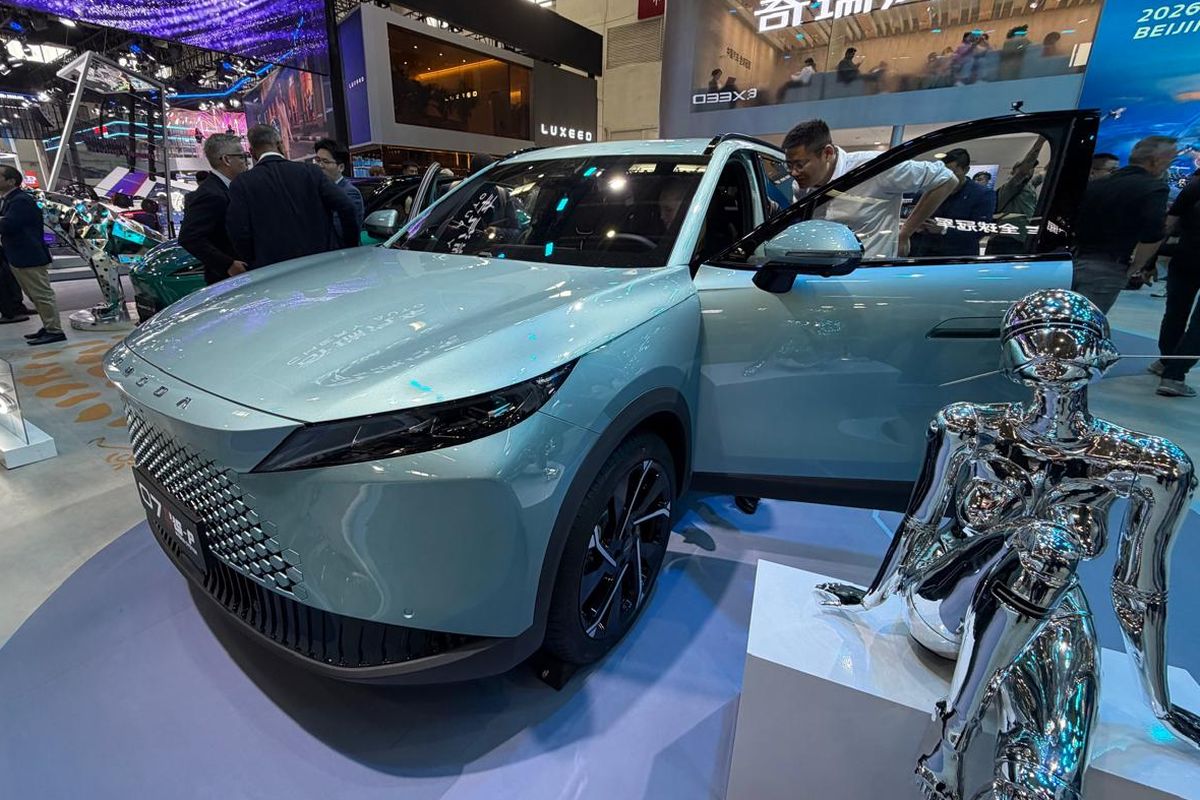 Omoda dan Jaecoo, mobil listrik, Rekor Baru Omoda dan Jaecoo, Jual 1 Juta Unit Mobil dalam 3 Tahun