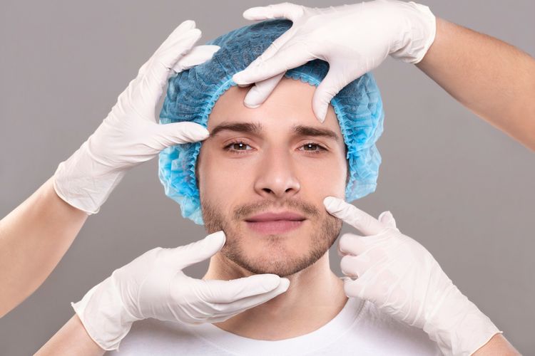 facelift, threadlift, masa pemulihan facelift, tarik benang wajah, perbedaan threadlift dan facelift, masa pemulihan threadlift, beda facelift dan threadlift, beda threadlift dan facelift, Threadlift Vs Facelift, Mana yang Pemulihannya Lebih Cepat? Ini Kata Dokter, Tarik benang (threadlift): Minim luka, cepat pulih, Facelift: Lebih invasif dan lama sembuh, Pilih threadlift atau facelift?, Pilih yang cepat atau tahan lama?