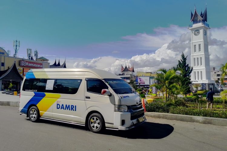rute damri bandara padang, rute damri bandara internasional minangkabau, damri bim ke padang, damri bim ke bukittinggi, damri bim ke maninjau, Damri Layani Rute Bandara Internasional Minangkabau, Tiket Mulai Rp 17.000