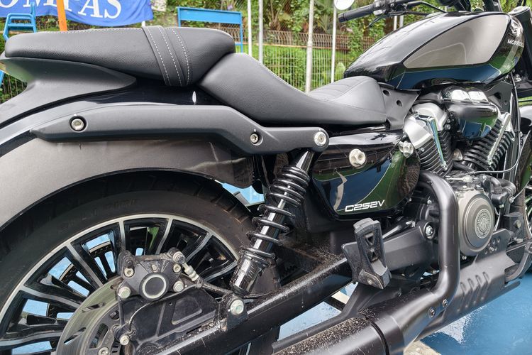 cruiser, Morbidelli, Spesifikasi Lengkap Morbidelli C252V, Tenaga 25 Tk dari Mesin V-Twin