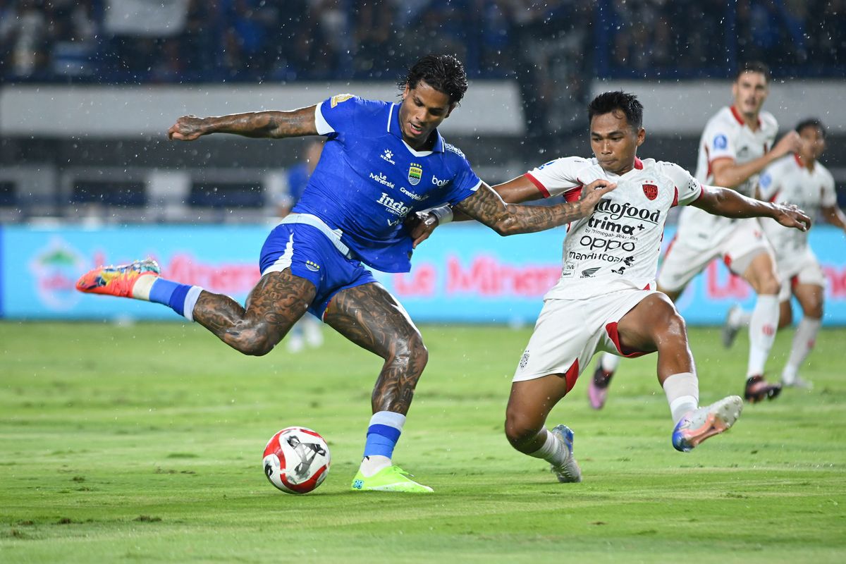 Persib, Dewa United, Super League 2025-2026, Dewa United vs Persib, Jan Olde Riekerink, Persib Bandung, Bojan Hodak, Link Live Streaming Dewa United Vs Persib, Jan Olde Riekerink Bedah Kekuatan Maung
