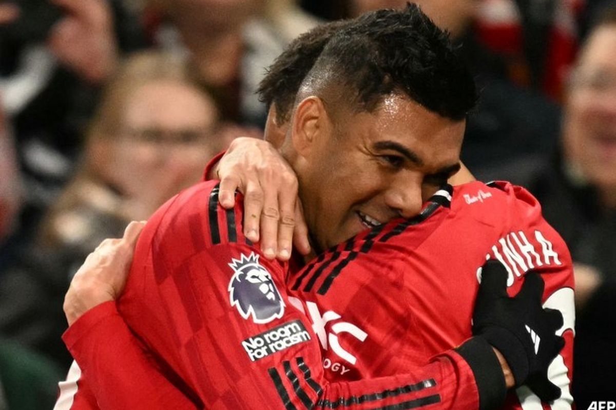 Casemiro, Manchester United, Bruno Fernandes, Piala Liga Inggris, Piala FA, Pesan Bruno Fernandes untuk Casemiro yang Akan Pergi dari Man United