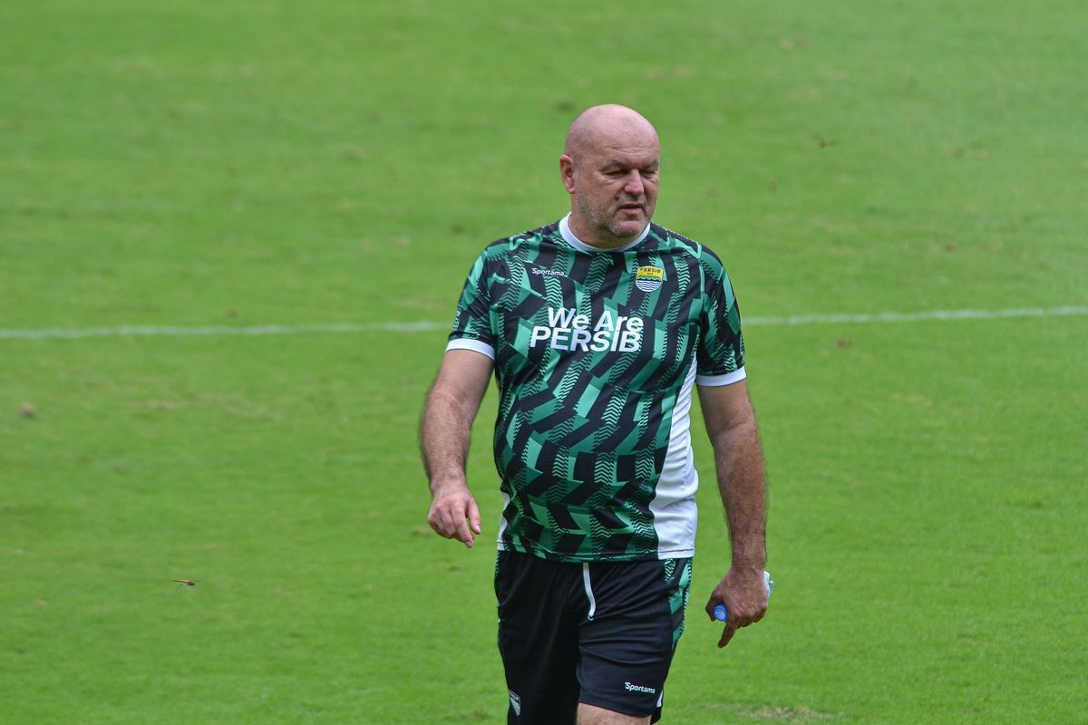 Persib Bandung, Bojan Hodak, Timnas U17 Indonesia, Piala Asia U17 2025, Erick Thohir, Timnas Indonesia, timnas u17 Indonesia, Piala Dunia U17 2023, Cerita Pelatih Persib ke Media Malaysia Soal Ambisi Erick Thohir di PSSI